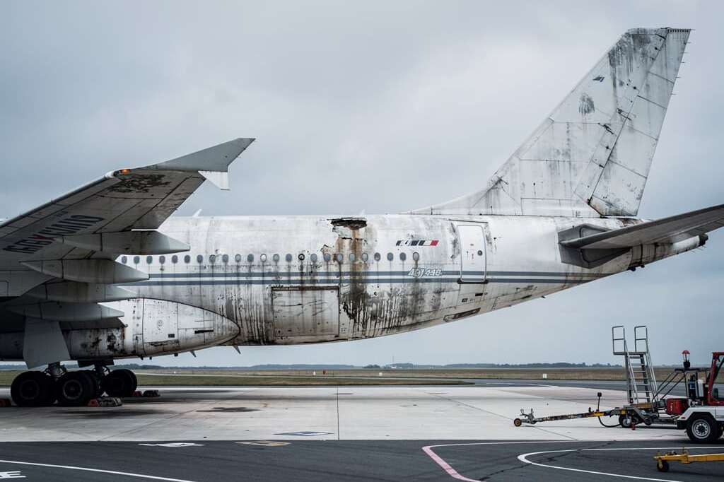 Retired Turkish Airlines A340 destroyed by fire at aviation center in Kocaeli